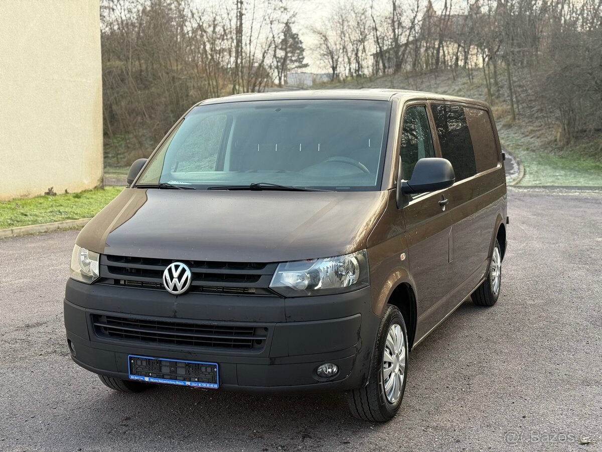VW Transporter T5.1 Long 6 Míst - 2