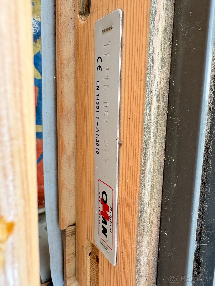 Střešní okno výklopné 800 x 1400 - 2