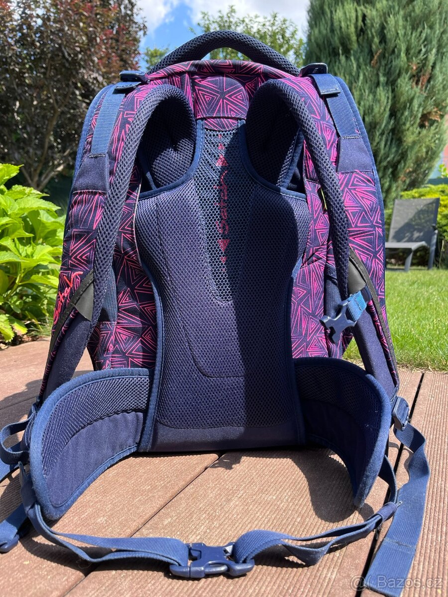 Studentský batoh Satch Pink Supreme - 2