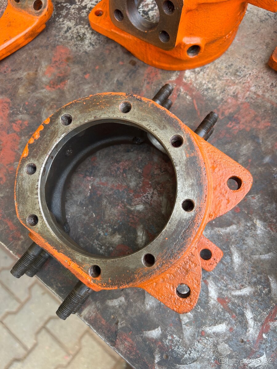 Toyota Land Cruiser - 2