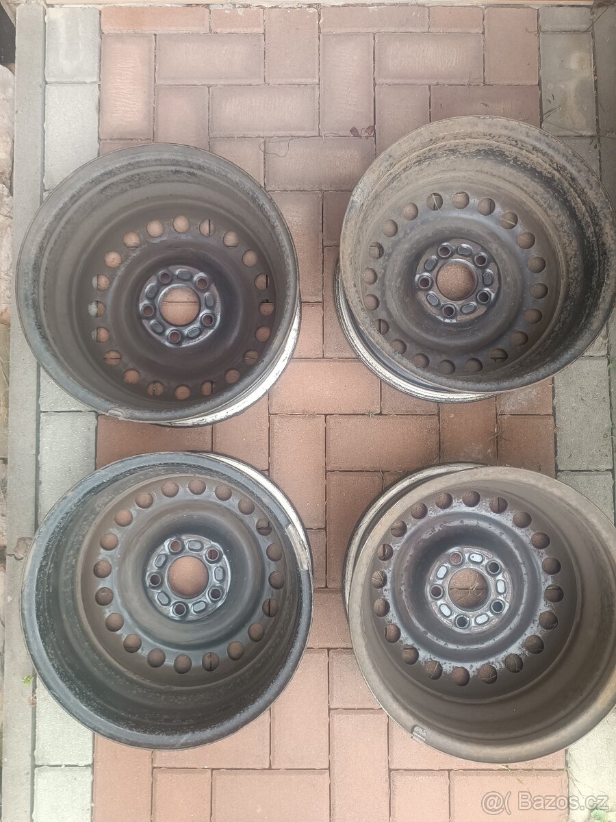 Plechové ráfky R15 Ford - 2