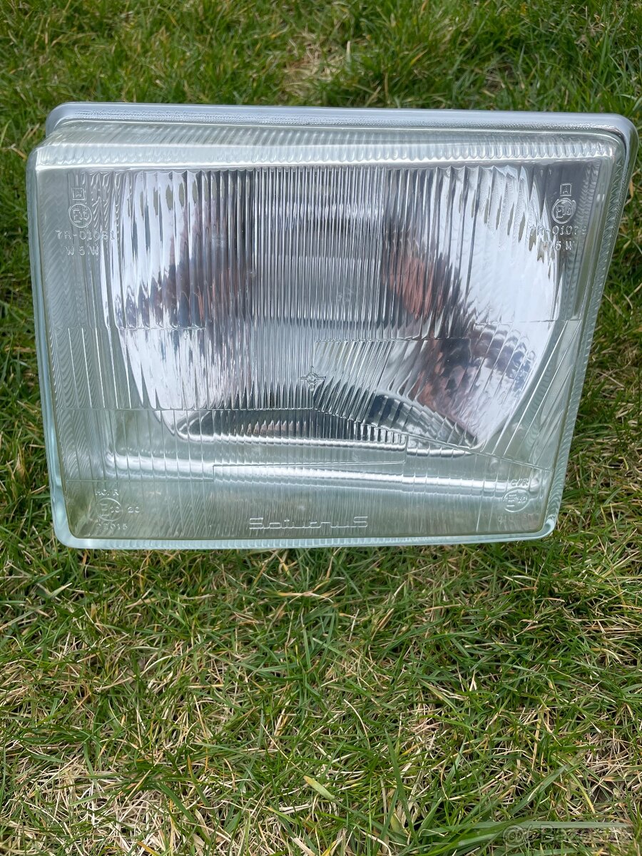 Přední světla Fiat Uno - už jen levé - 2