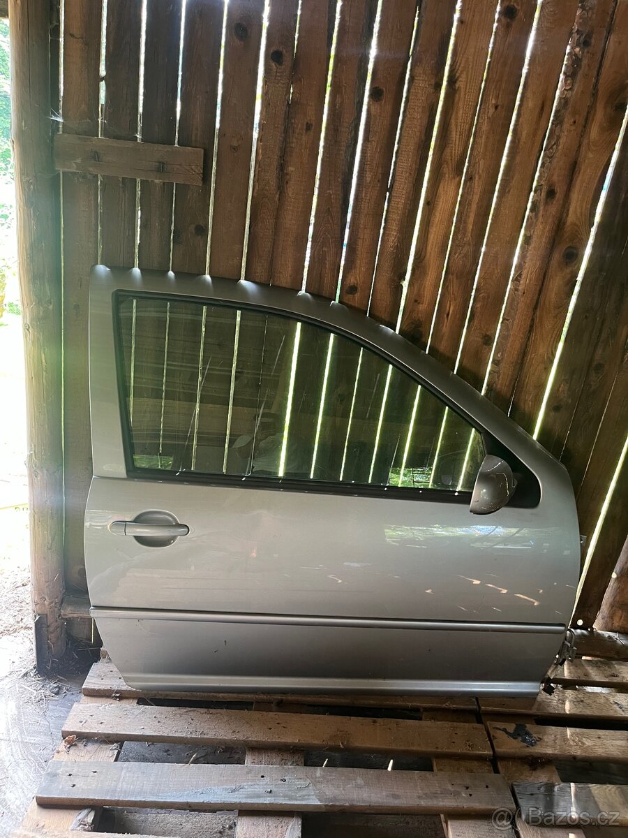 Golf 4 dveře spolujezdec coupe - 2