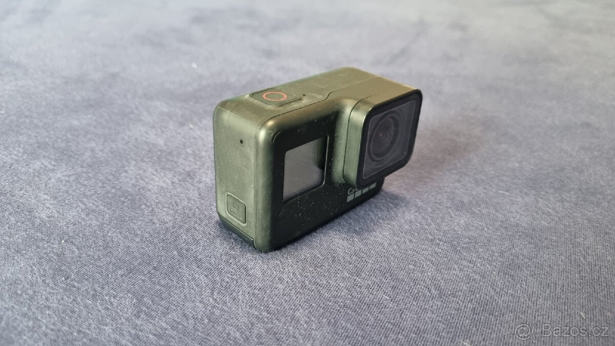GoPro 7 Black - s příslušenstvím - 2
