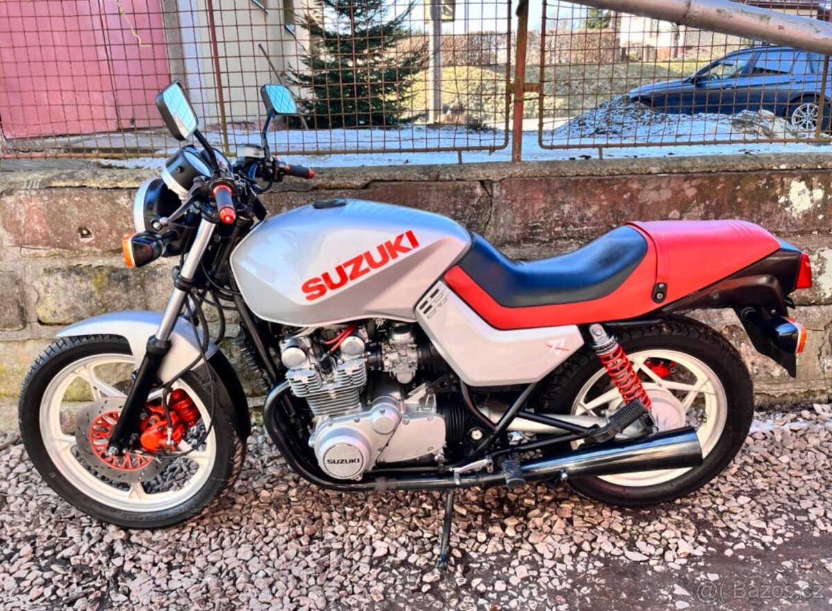 Suzuki Katana 650G - 2