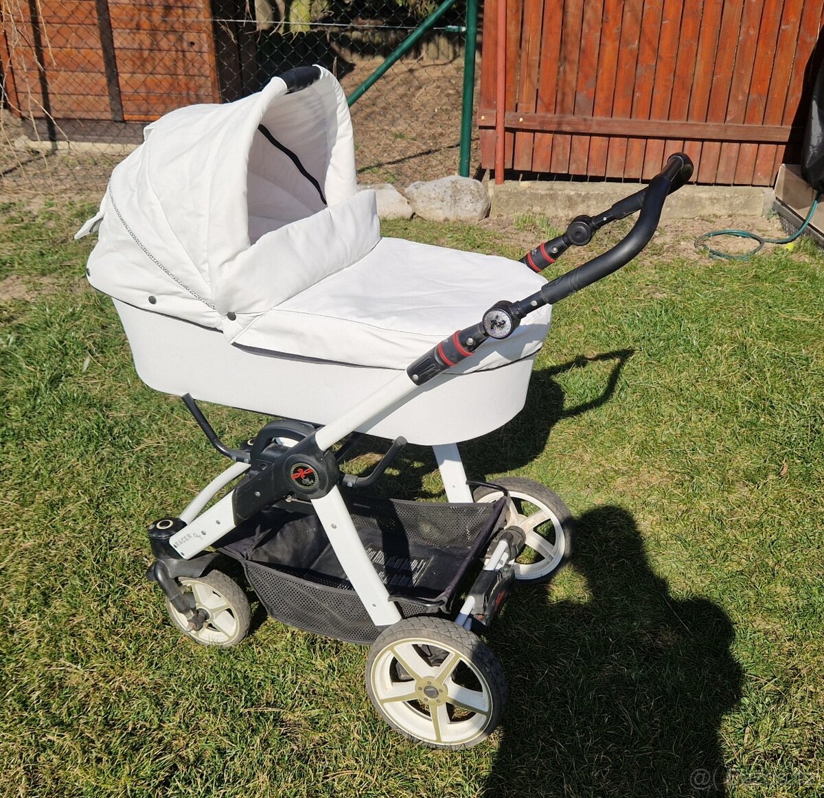 Kočárek Hartan - 2