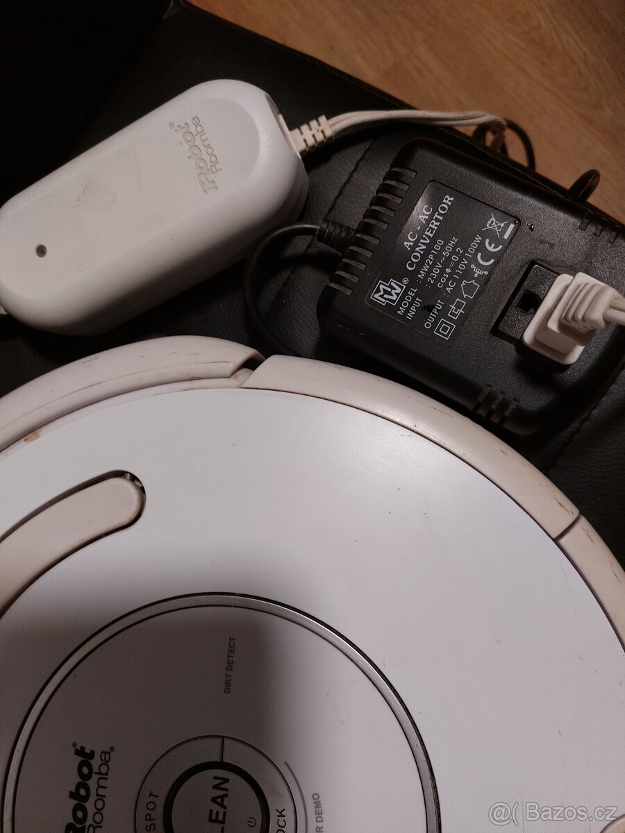 robotický vysavač iROBOT Roomba 530 - 2