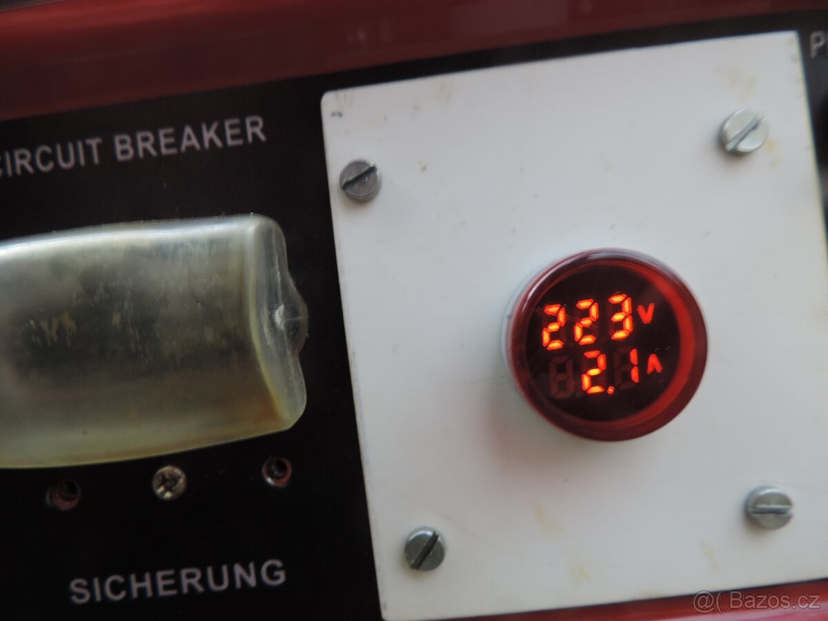 Malá spolehlivá elektrocentrála 220V, 1200/1000W - 2