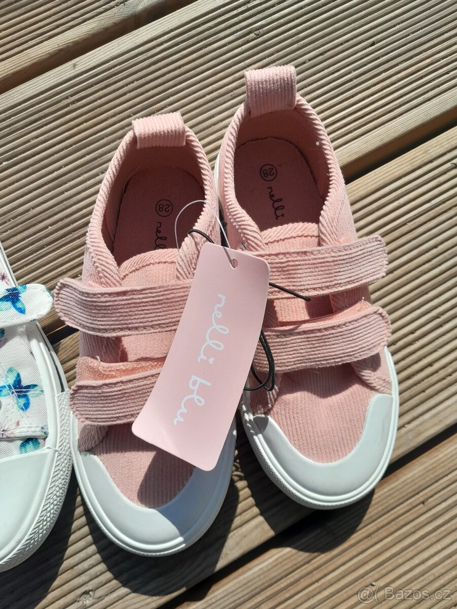 Plátěné tenisky 28 - 2