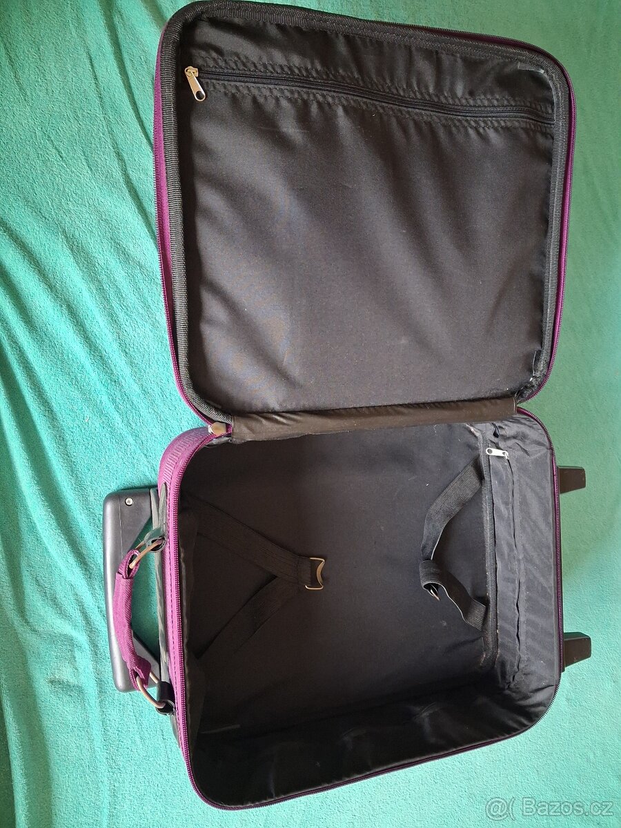 Maly detsky kufrik - 2