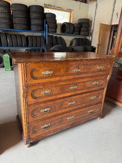 Sestava starožitného nábytku - 2