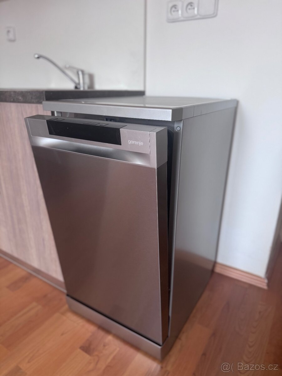 Myčka gorenje - 2