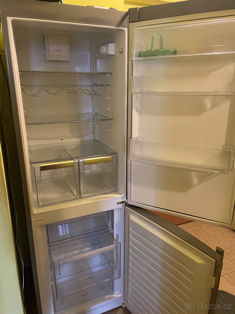 Lednice s mrazákem Electrolux - 2