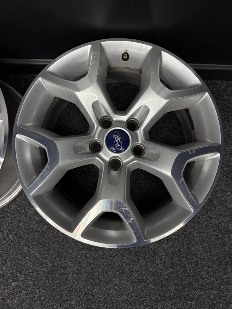 Alu Ford Kuga 5x108 17” - 2