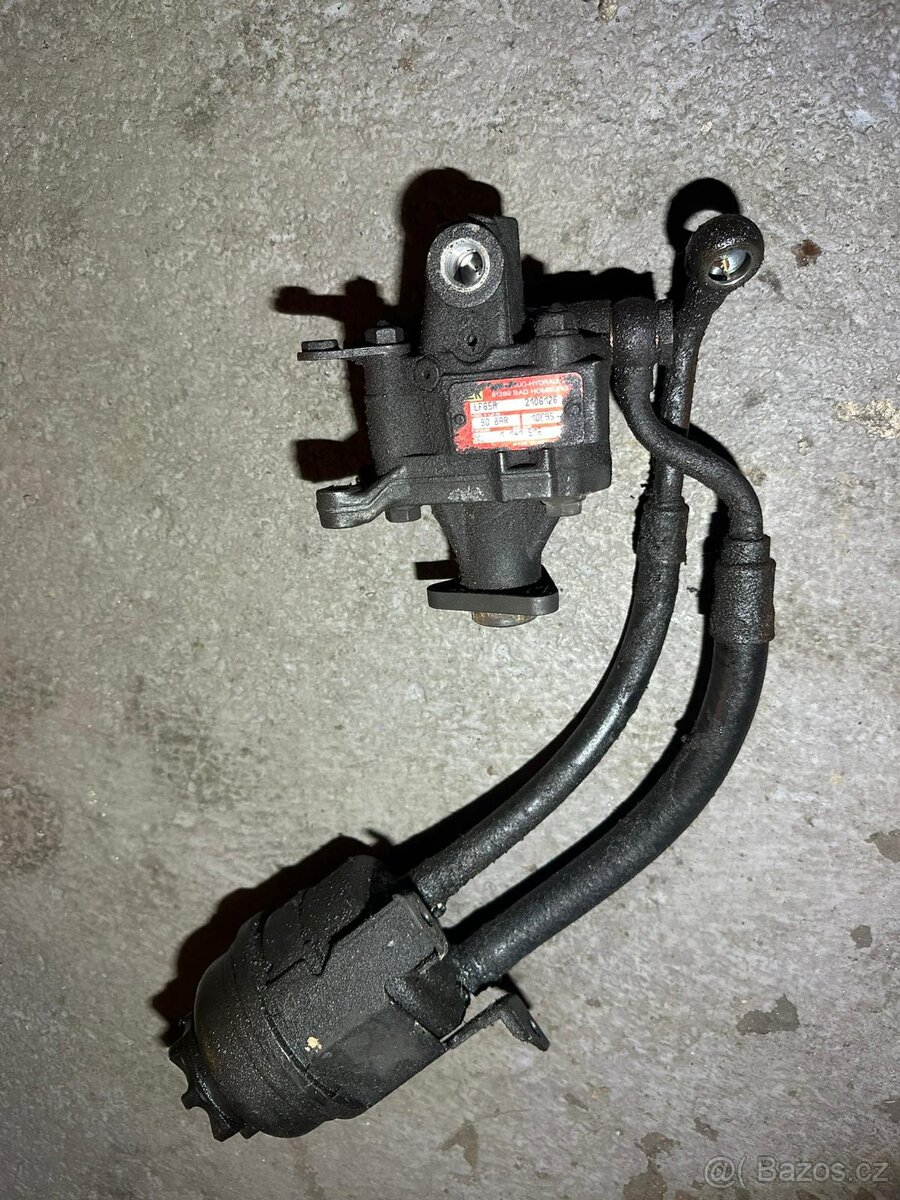 Servo pumpa BMW e36 - 2