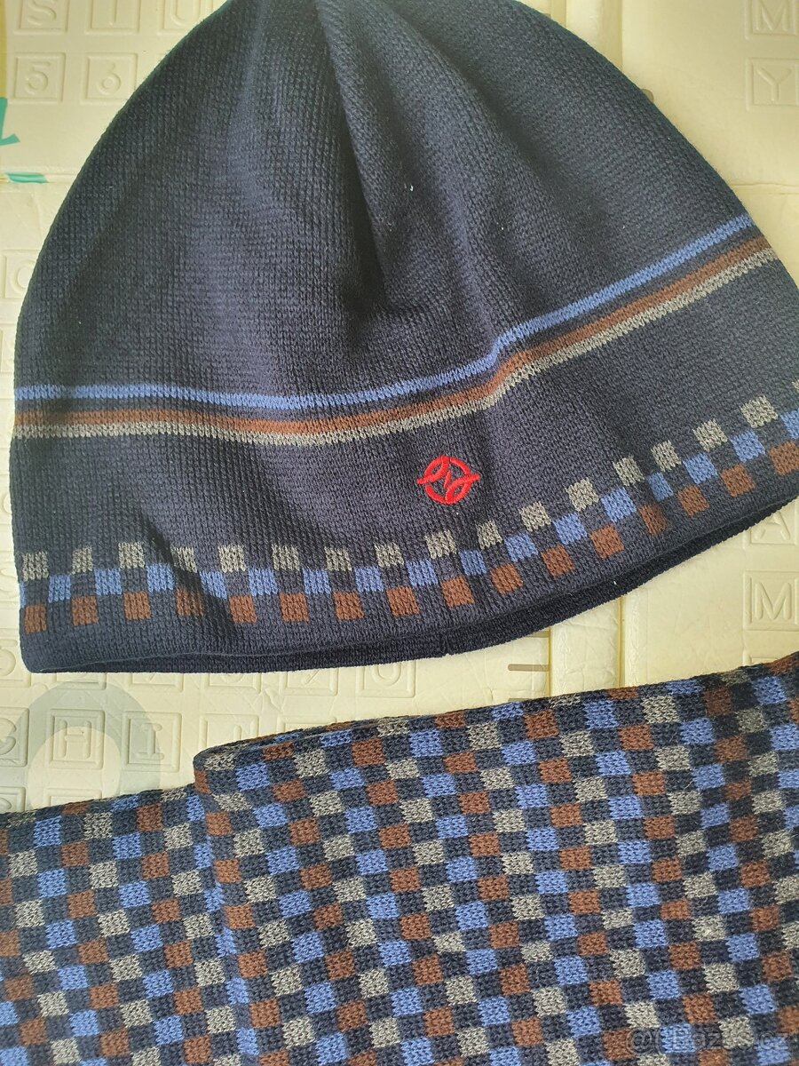 Zimní čepice a šála DPP - 2