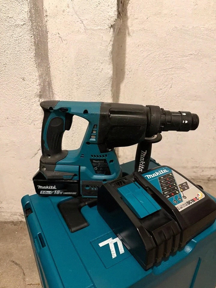 Makita DHR243 - 2