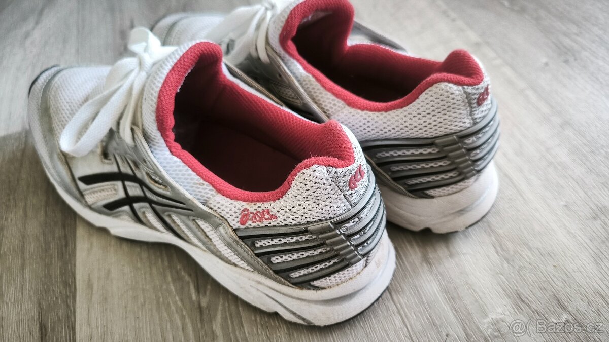 Tenisky Asics 46.5 - 2