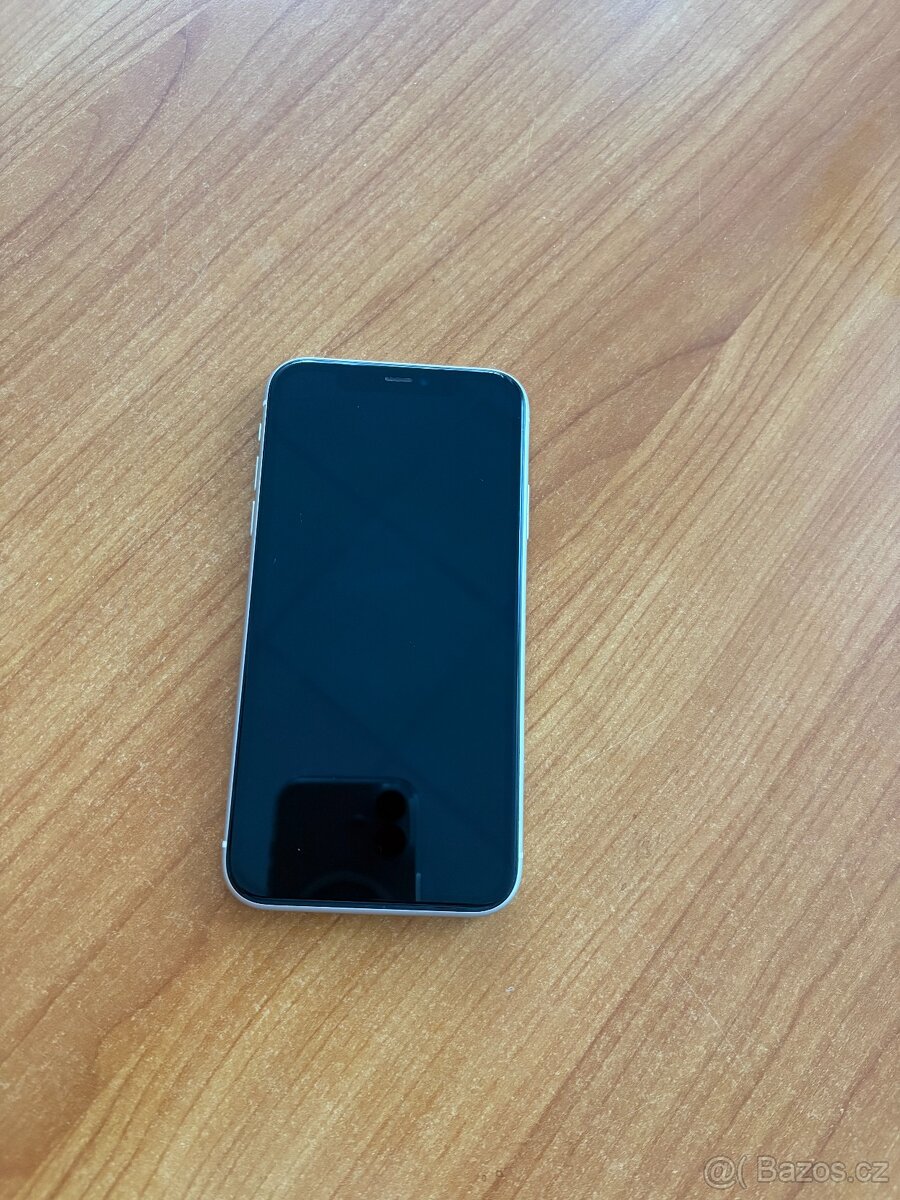 Prodám iPhone11 64 GB - 2