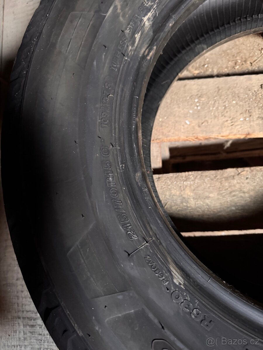 Gumy Bridgestone 215/70R15 C - 2
