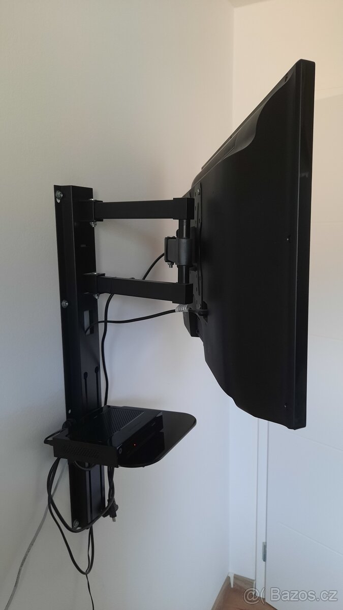 32" Samsung UE32EH5000, LED TV + nástěnný držák - 2