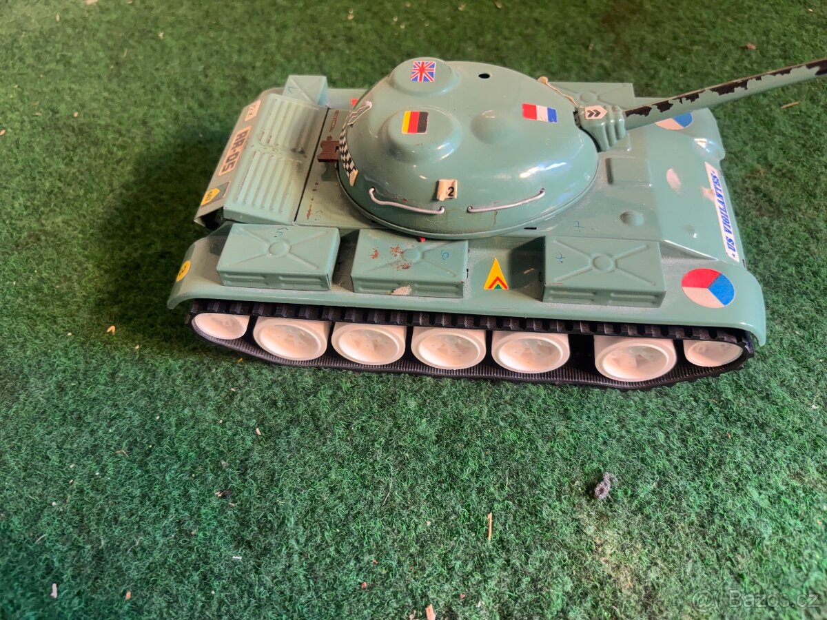 Hračka tank ites - 2