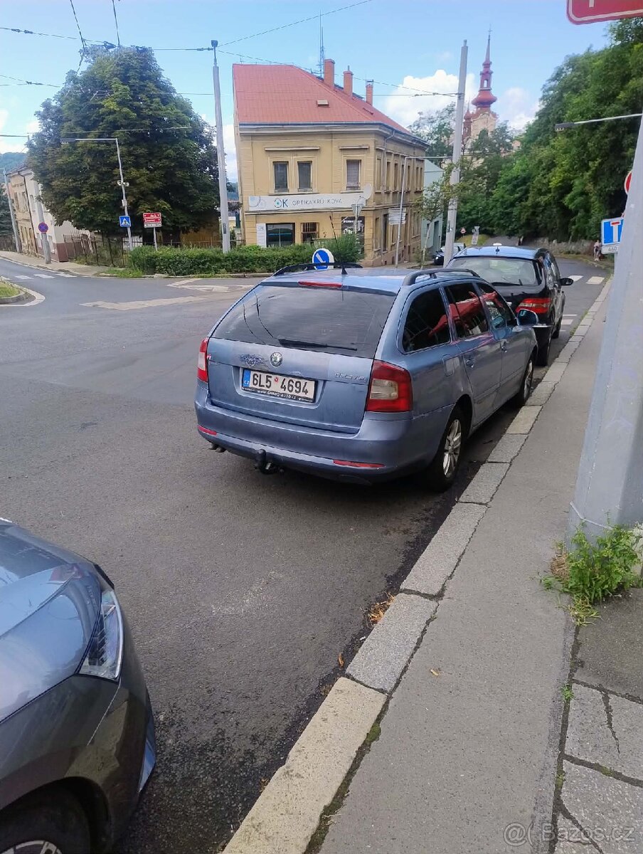 Škoda Octavia - 2