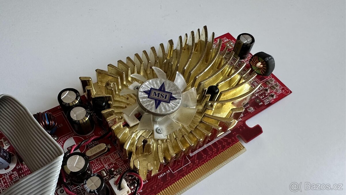 MSI GeForce 7300GS / 256MB / PCI-E - 2