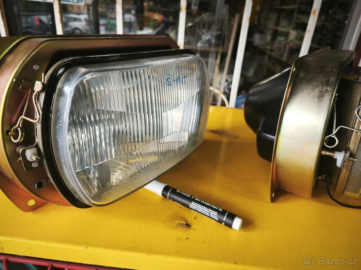 ŠKODA 105 - 2