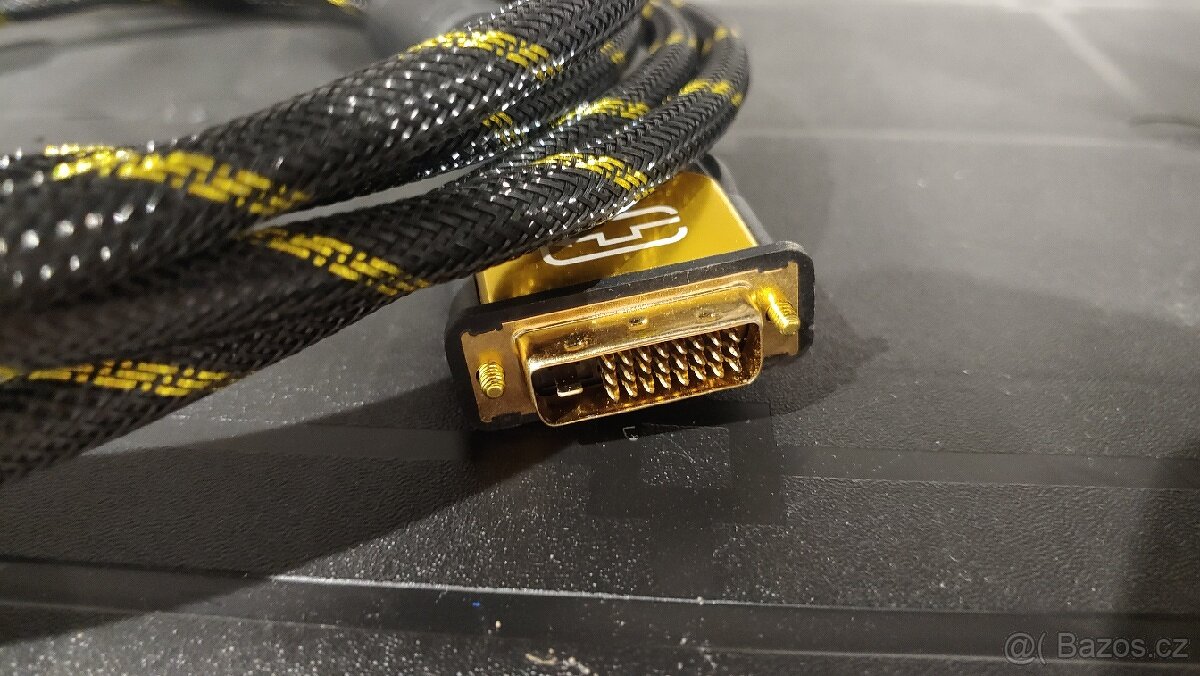 Kvalitni propojovaci Dvi-dvi kabel 3m - 2