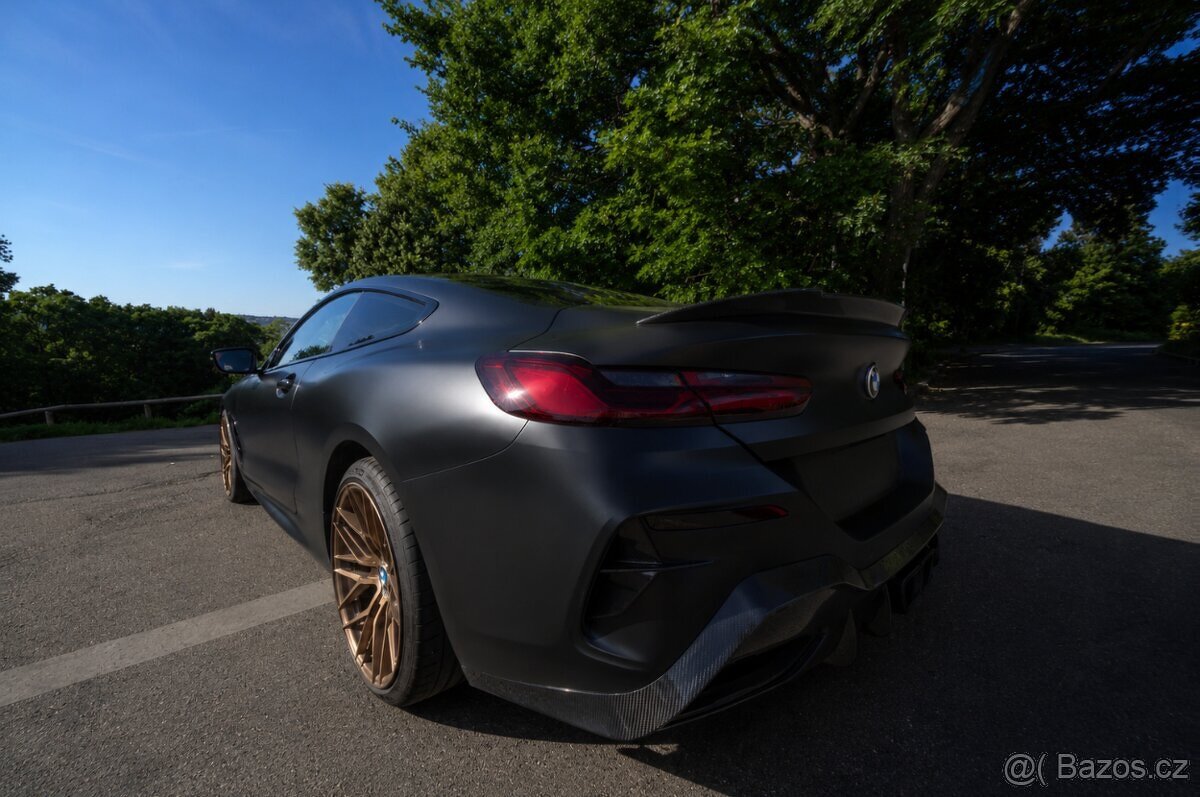 BMW 850i x drive - 2