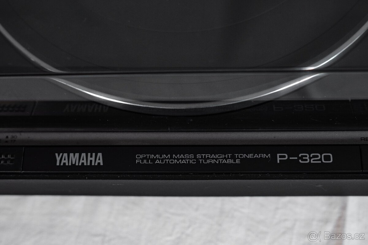 Gramofon YAMAHA - 2