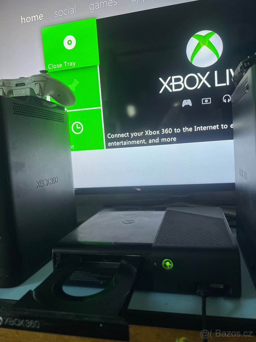 Xbox 360 + 18 her - 2