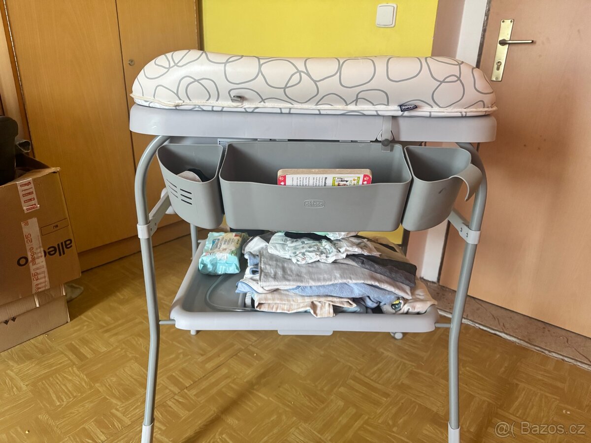 Přebalovací pult a vanička Chicco - 2