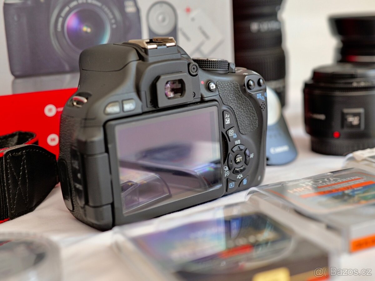 Canon 600D s 3 objektivy a příslušenstvím - 2