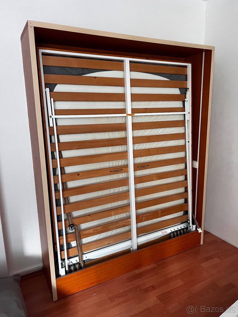 Vyklápěcí postel 160cm - 2