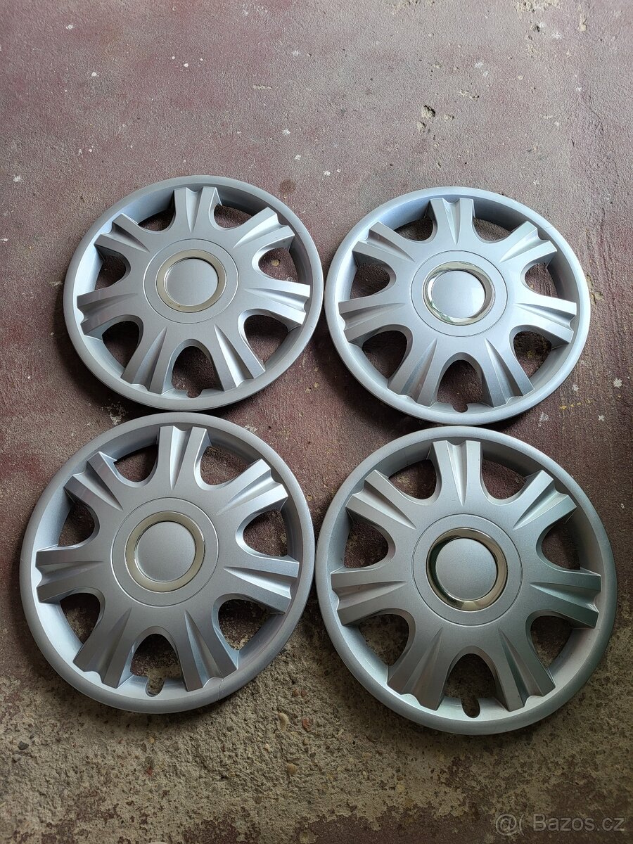 4 kusy poklic 16" - 2