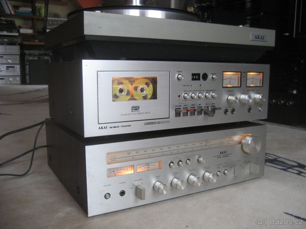 Prodám sestavu AKAI - 2