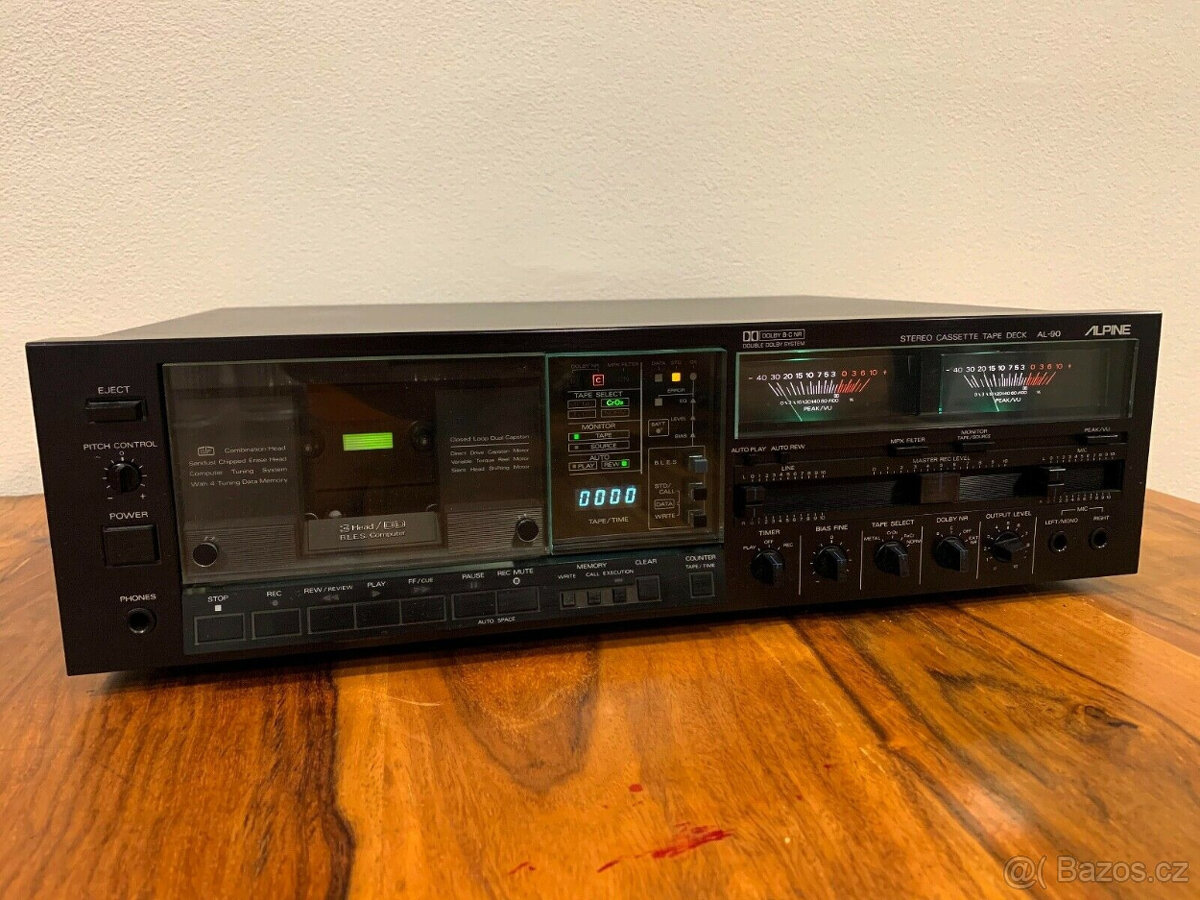 Kazetový magnetofon Alpine AL-90 (Luxman K-05). VLAJKOVÁ LOD - 2