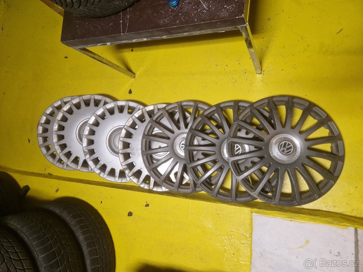 Poklice na plechy na kola č.15 - 2