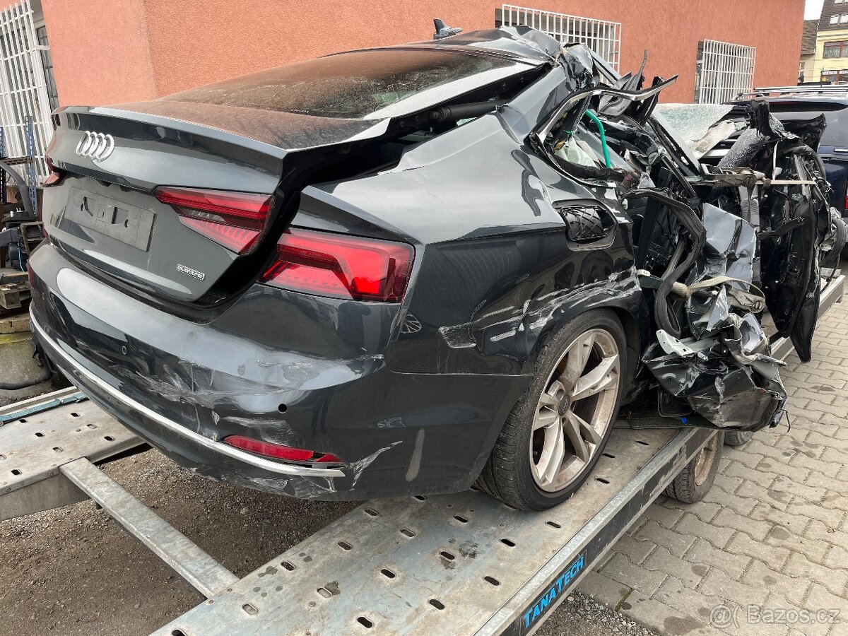 Audi A5 2,0TDI Quatro,140kw DSG 2018 DETA motor - 2