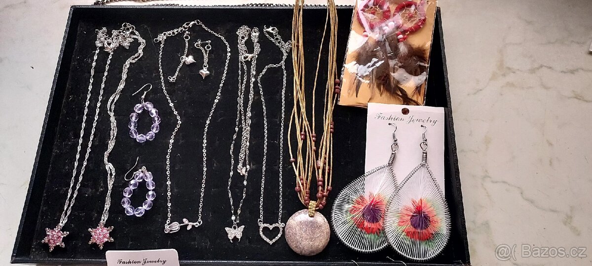 Bižuterie nová - 2