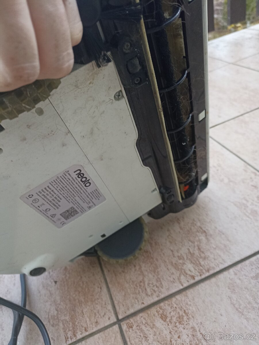 Robotický vysavač Neato (čtěte popis) - 2