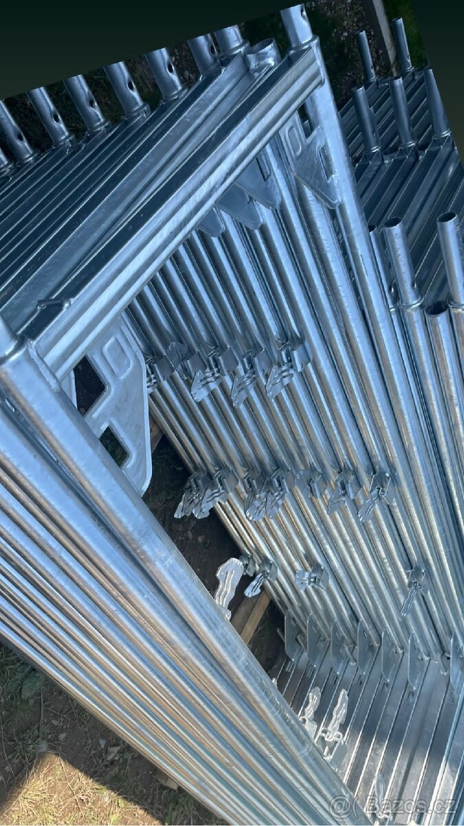Rámové lešení, Baumann 133m2, Prodám - 2