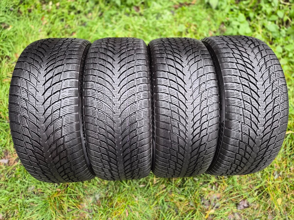 4x Zimní pneu Nokian WR SNOWPROOF P - 235/45 R18 XL - 90% - 2