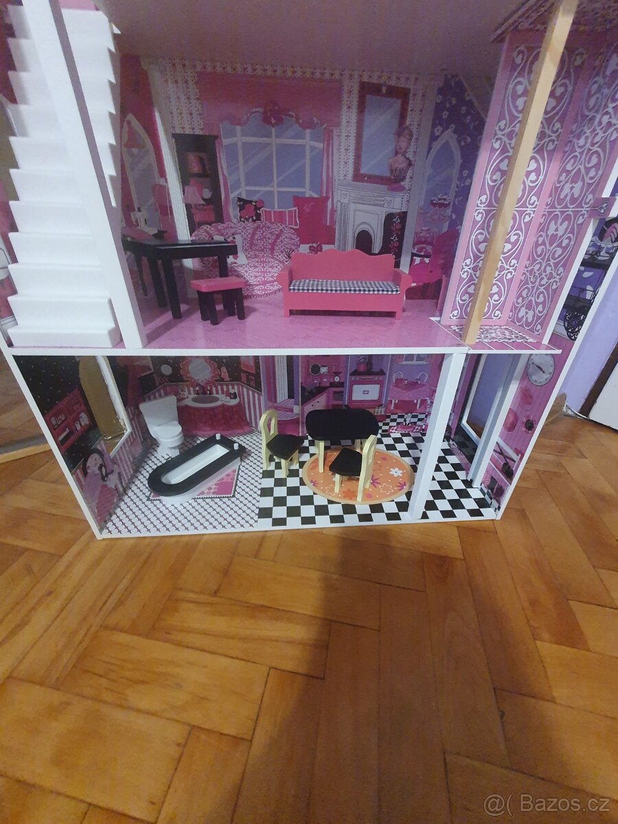 Domeček pro panenky - 2