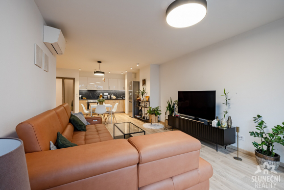 Pronájem bytu 3+kk s terasou, 92 m², Uherské Hradiště - Hrad - 2