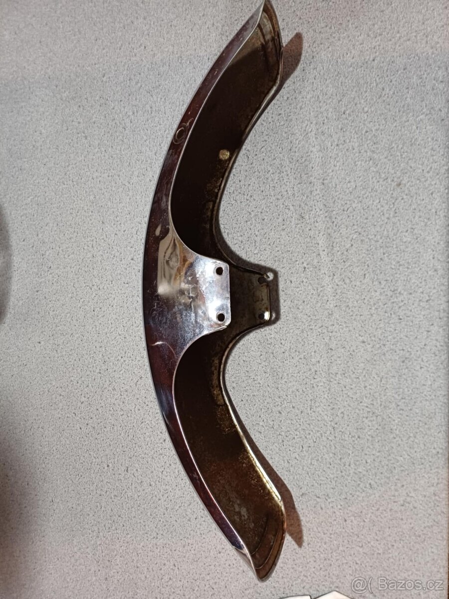 Přední blatník chrom - 2