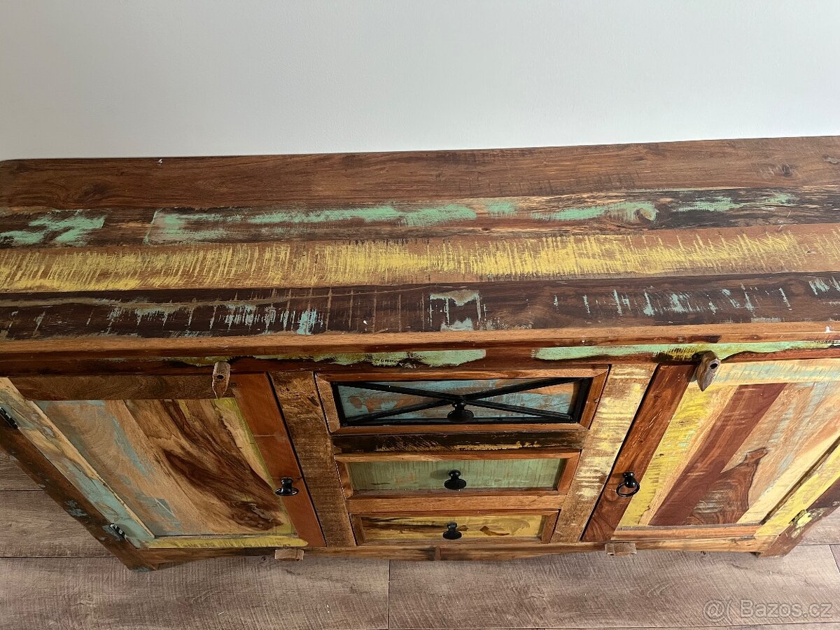 Rustikální komoda - 2