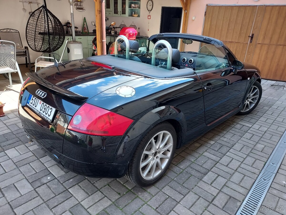 Audi TT 1.8 T Roadster - 2